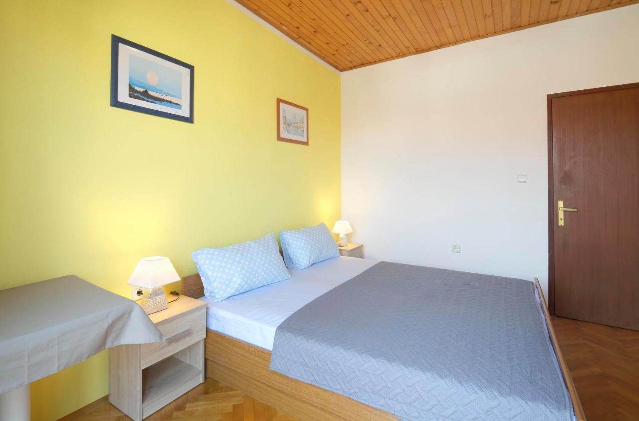 Apartments Natali 로비니 외부 사진