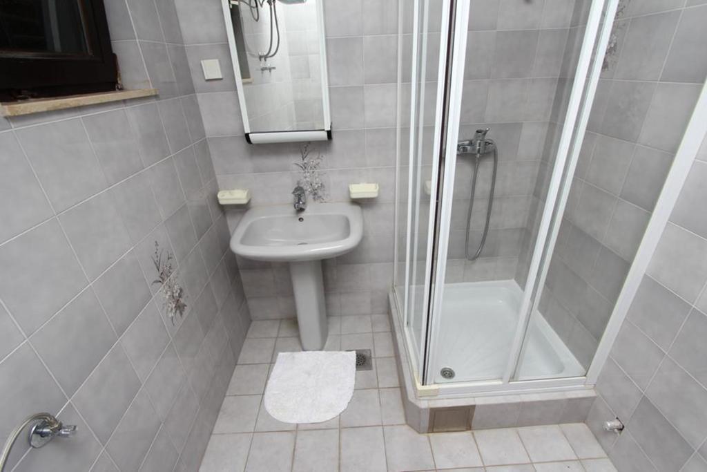 Apartments Natali 로비니 외부 사진