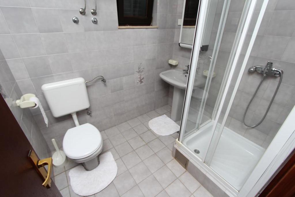 Apartments Natali 로비니 객실 사진