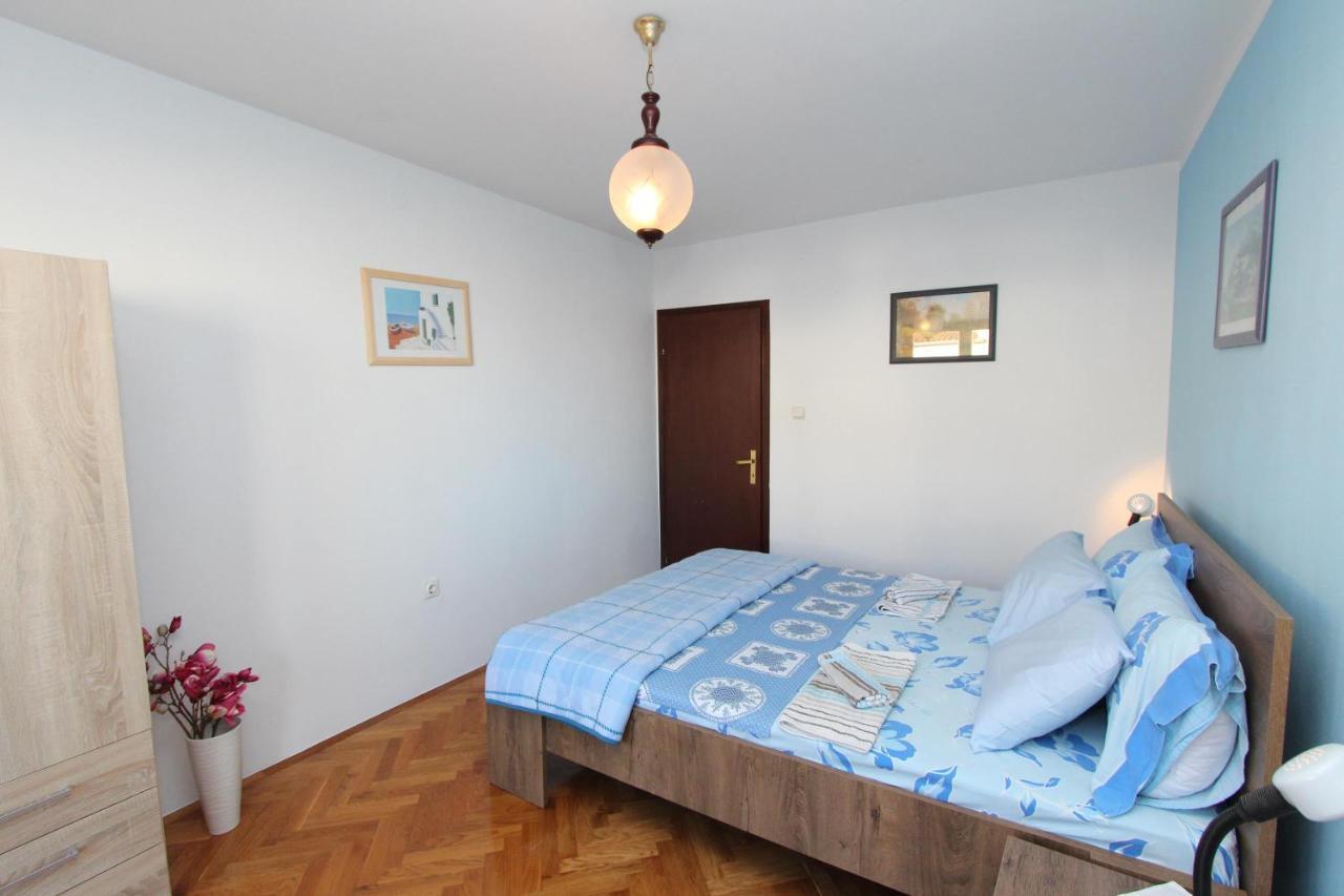 Apartments Natali 로비니 외부 사진